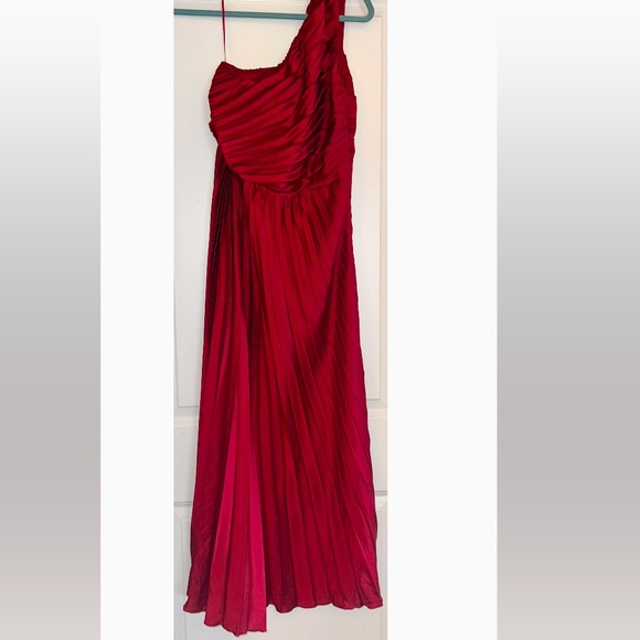 Abercrombie and Fitch Red Giselle Pleated One-Shoulder Maxi Dress A&F M New - Picture 4 of 15